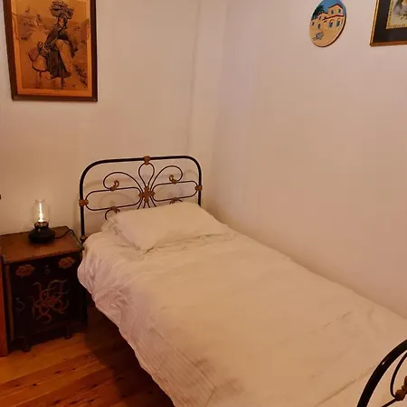 Kassandras Place In Village Omodos