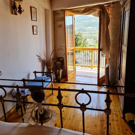 Kassandras Place In Village