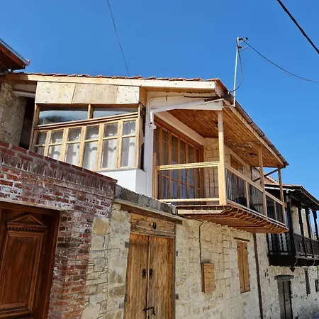 בית נופש Kassandras Place In Village *