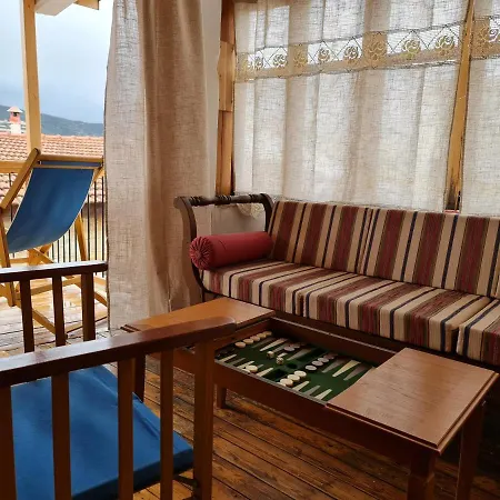 Kassandras Place In Village * Omodos