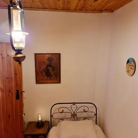 Kassandras Place In Village