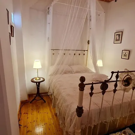 Kassandras Place In Village Omodos